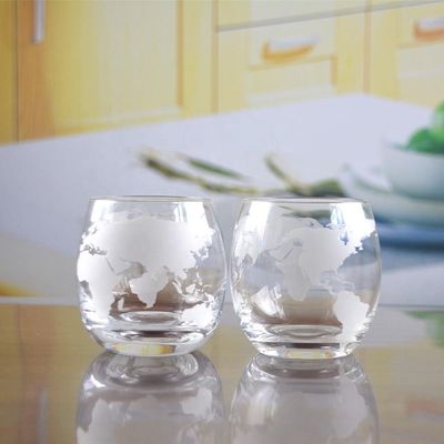 Globe Design Etched Handmade Whiskey Glass , Whiskey Tasting Glasses For Restaurant