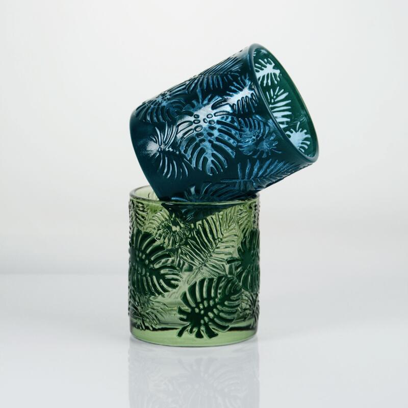 qualità Embossed Tropical Monstera Leaf Glass Candle Holder with 200ml Capacity in Lead-Free Crystal Glass fabbrica