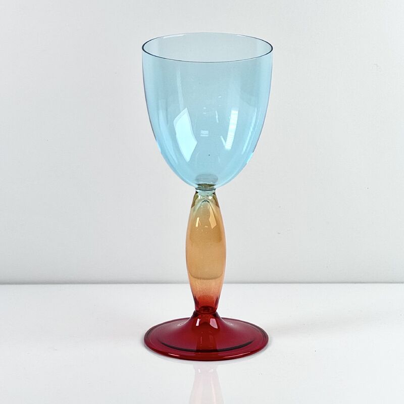 Qualità Hand-Blown Gradient Color Borosilicate Wine Glasses, Multi-Color Artistic Stem Goblets for Wine, Cocktail, Home Bar & Party Decor fabbrica