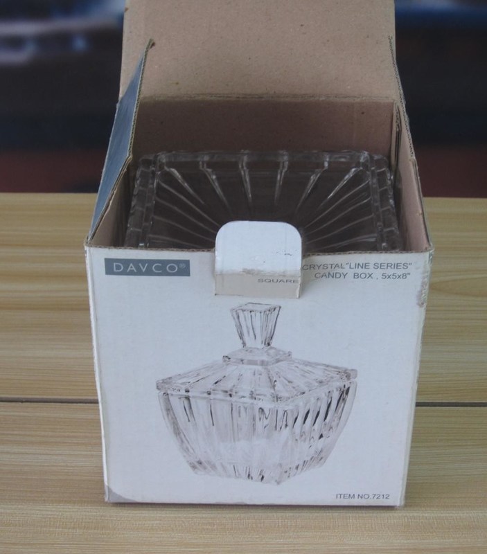 qualità Strisce ottiche quadrate Bocconi di vetro per i dolci fabbrica