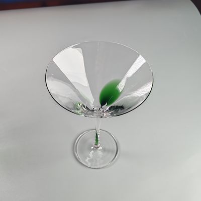 qualità 530ml Volume personalizzato con soffio a mano Bicchiere di vino rosso chiaro Martini Adatto per feste fabbrica