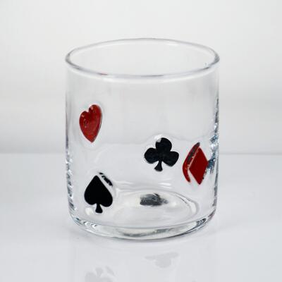 qualità Bicchiere da whisky con icona di poker soffiato a mano, tumbler trasparente da 400 ml con cuori, picche, fiori e quadri, bicchiere Old Fashioned per whisky, cocktail, succhi fabbrica