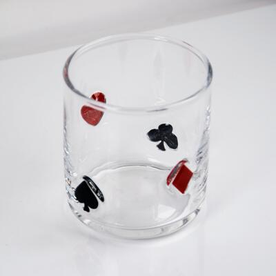 qualità Bicchiere da whisky con icona di poker soffiato a mano, tumbler trasparente da 400 ml con cuori, picche, fiori e quadri, bicchiere Old Fashioned per whisky, cocktail, succhi fabbrica