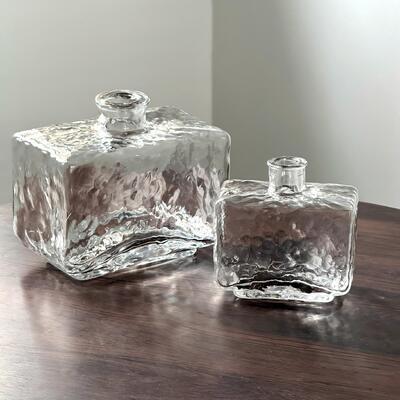 qualità Rectangular Clear Hammered Glass Vase - Modern Minimalist Decorative Flower Vase for Table Centerpiece fabbrica