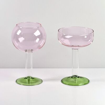 Qualità Hand Blown Borosilicate Stemmed Wine & Cocktail Glass Set, Pink Bowl with Green Hollow Stem Base, Colored Spray Tinted Art Goblets for Bar, Wedding & Table Decor fabbrica
