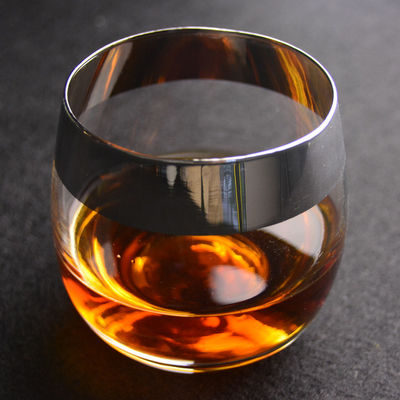 qualità Bicchiere rotonde di whisky fatti a mano fabbrica
