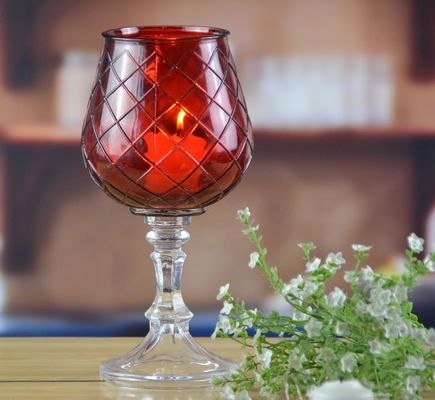 qualità Antichi portacandeli a pilastro fatti a mano con piede d'argento fabbrica