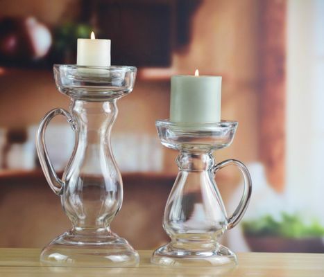 qualità Nuovo design Vaso di vetro decorativo soffiato a mano con manico fabbrica