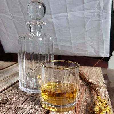 qualità Confezionato con cerchiera d'oro, intero set di bicchieri di whisky fatti a mano fabbrica