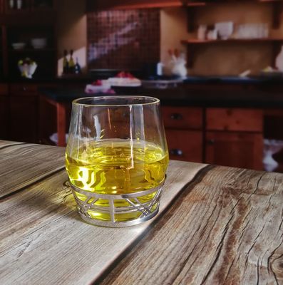 qualità Vetro in stile retrò, vetro rock a base di metallo, vetro di whisky fatto a mano, vetri di whisky a cristallo fabbrica