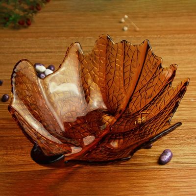 qualità Piatti di carica decorativi unici a foglia d'acero per snack fabbrica