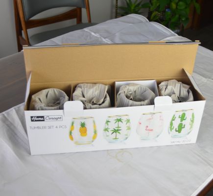 qualità Disegno di vetro per vino con cerniera colorata fabbrica