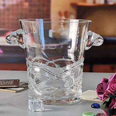 qualità Un bicchiere di whisky artigianale unico con occhi intarsiati fabbrica