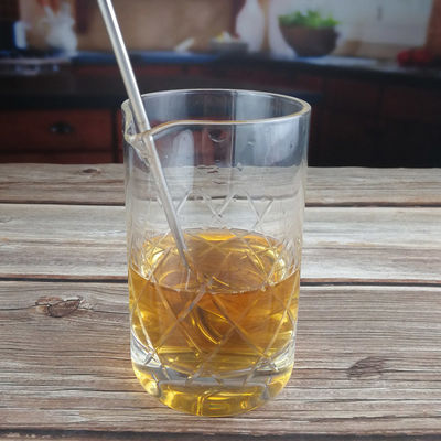 qualità 550 ml di cristallo senza cuciture cocktail mixing glass con taglio a mano fabbrica