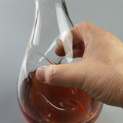 qualità 750 ml SGS Decanter di vino a cristallo aerazione con disegno a torsione tortuosa fabbrica