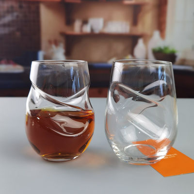 qualità Bicchieri di vino rosso a cristallo tortuoso 250 ml fabbrica